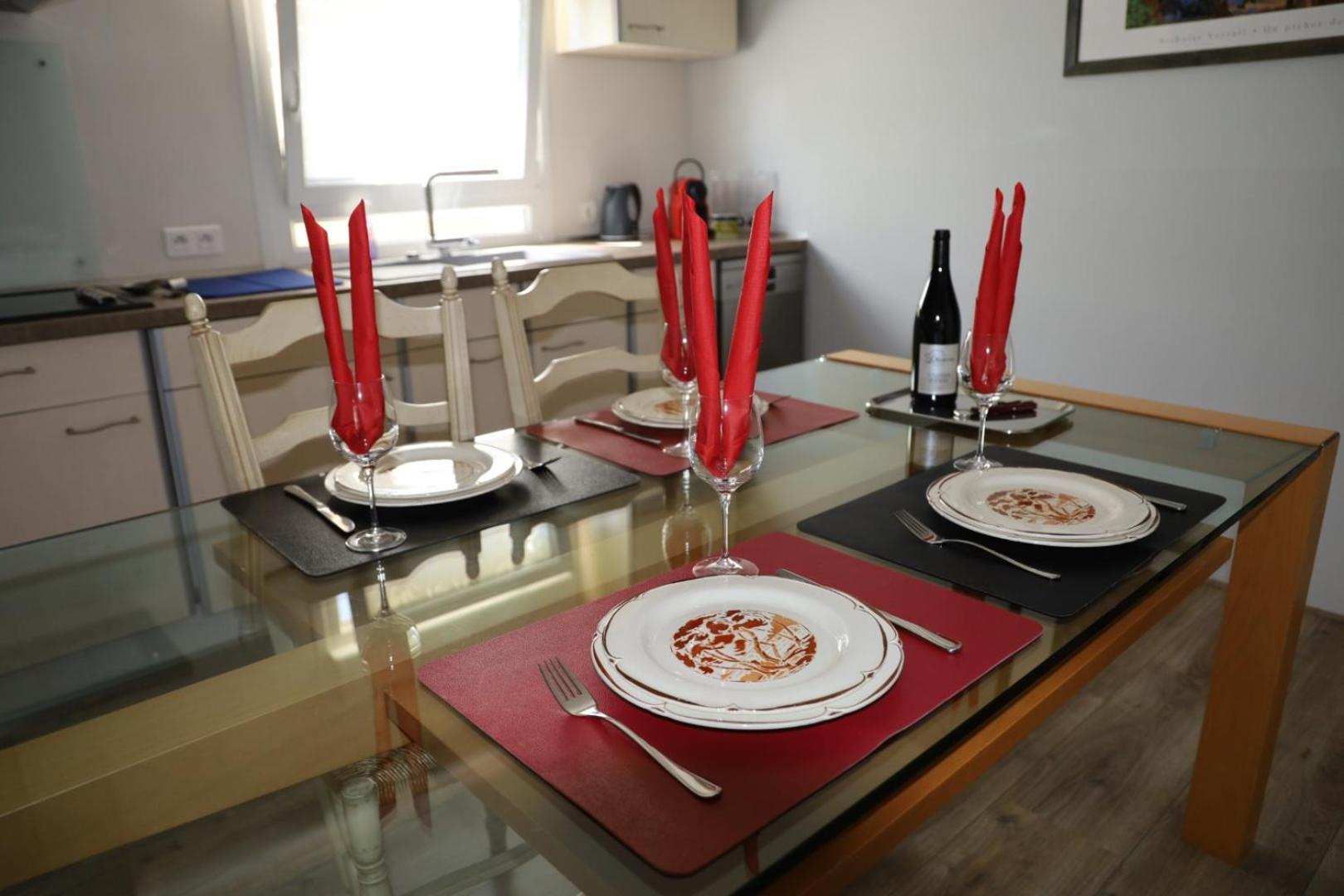 123 Apartment